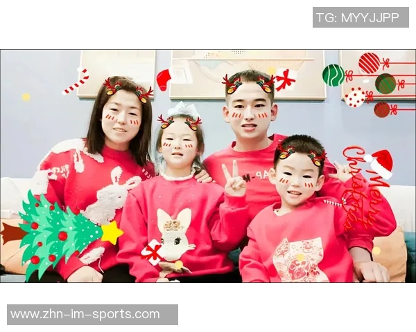 范弗里特全家欢庆圣诞节晒幸福合影展现温馨家庭生活 范弗里特全家欢庆圣诞节晒幸福合影展现温馨家庭生活