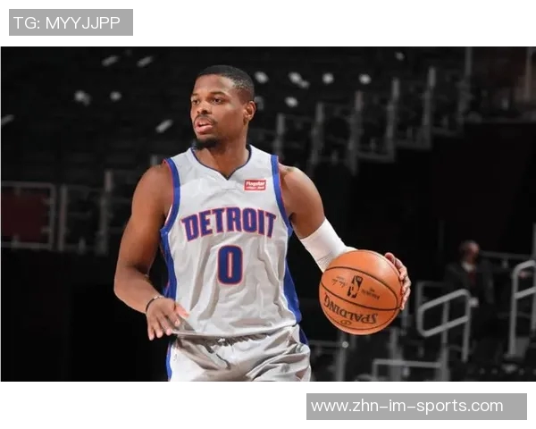 小米切尔全力支持亚库乔尼斯称赞德鲁史密斯打球风格沉稳可靠